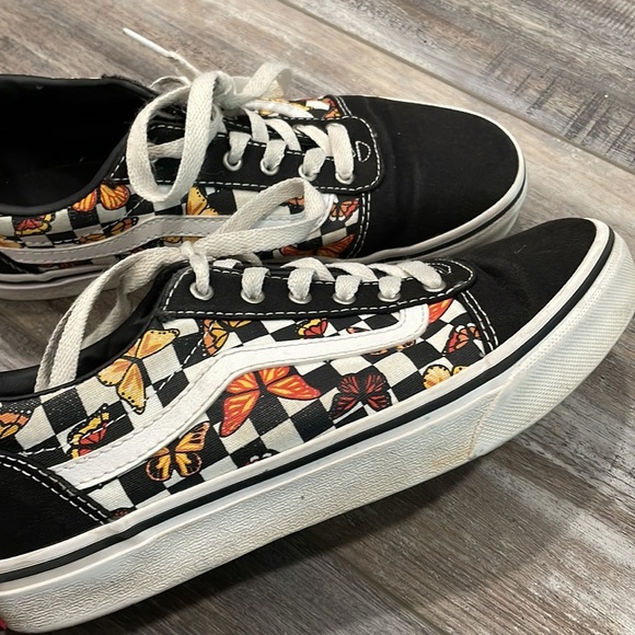 VANS Ward Monarch Butterflies Canvas Old Skool Sneakers - Picture 3 of 11